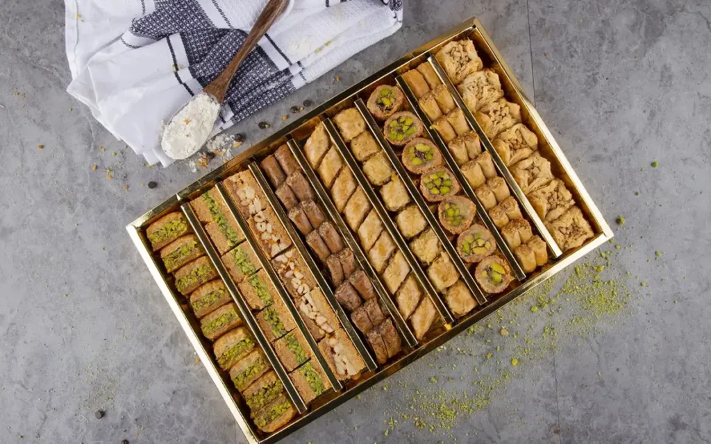 Baklawa Box Large