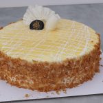 Vanilla Crunchy Cake