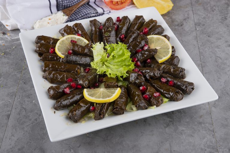Waraqenab Tray