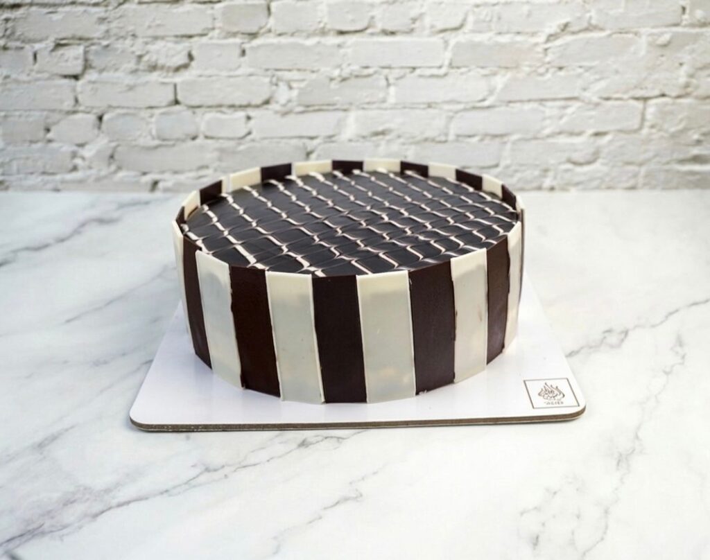 MARBLE CAKE